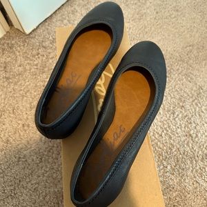 Zodiac Sonia Flats